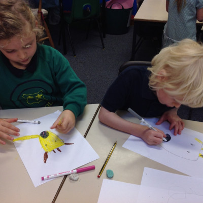 Children producing wonderful drawings at Catherine Rayner's workshop