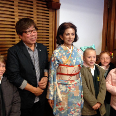 Illustrator Jun Takabatake and author, Megumi Iwasa with some children who enjoyed their performance in Stafford 2017