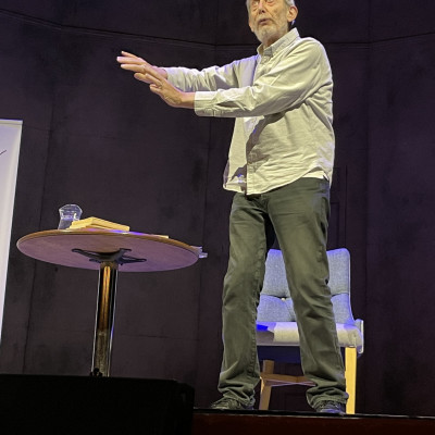 Michael Rosen performing at the Sheffield Lyceum