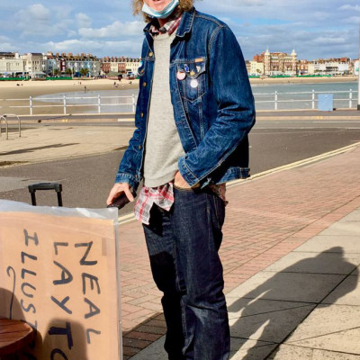 The sun was shining for Neal Layton's Weymouth performance!