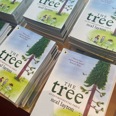 The Children's Bookshow gave away over 700 free books to Weymouth children