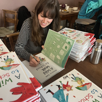 Rebecca Cobb signing books